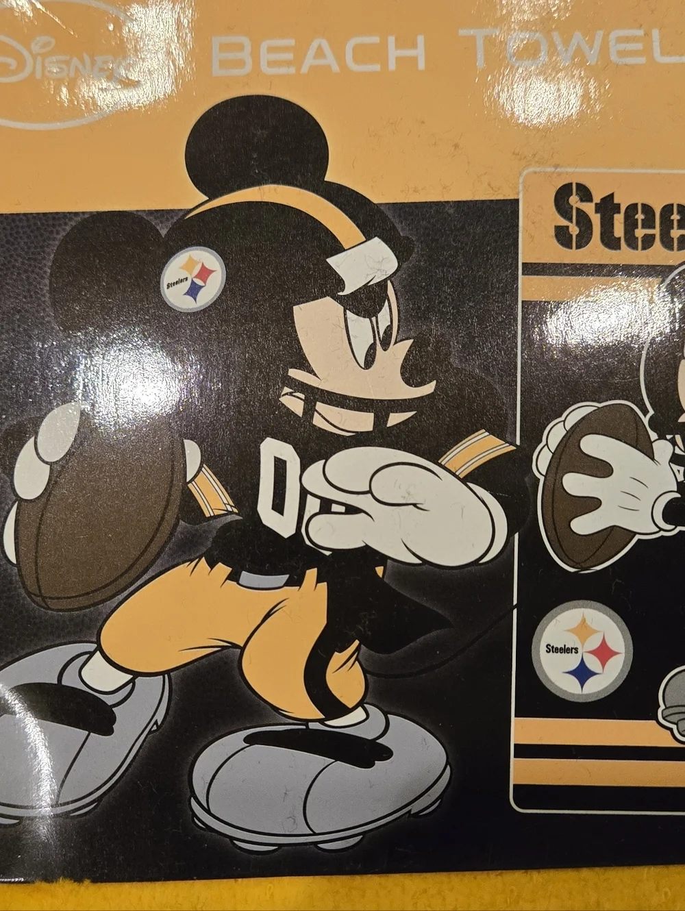 NEW Disney NFL Steelers Mickey Mouse Beach Towel 30